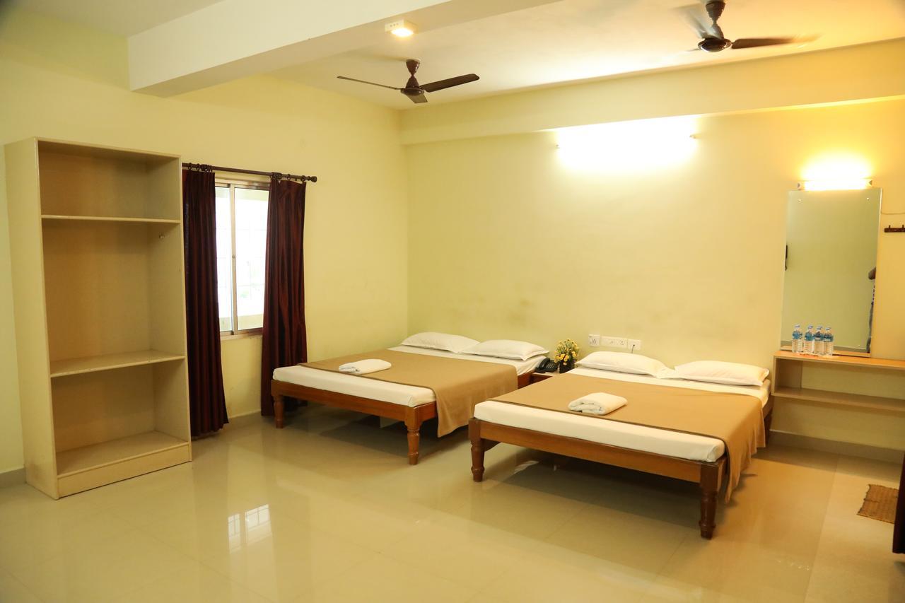 Hotel Ganesh Residency à Pondichéry Extérieur photo