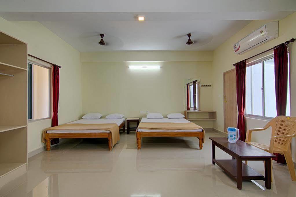 Hotel Ganesh Residency à Pondichéry Extérieur photo